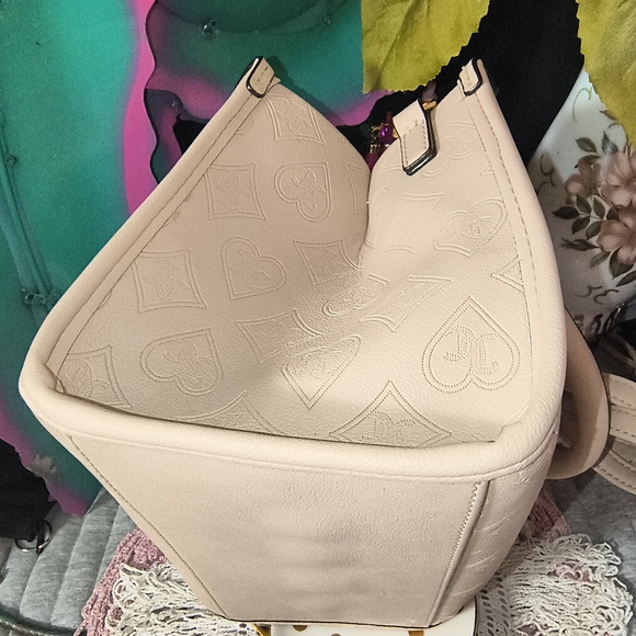 Juicy Couture Sandstone Mini Tote Gold Chain With Charms Padded Handles & Strap - Picture 8 of 11